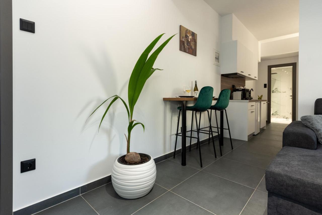 Frourio Lodge Α2 Larissa Luaran gambar