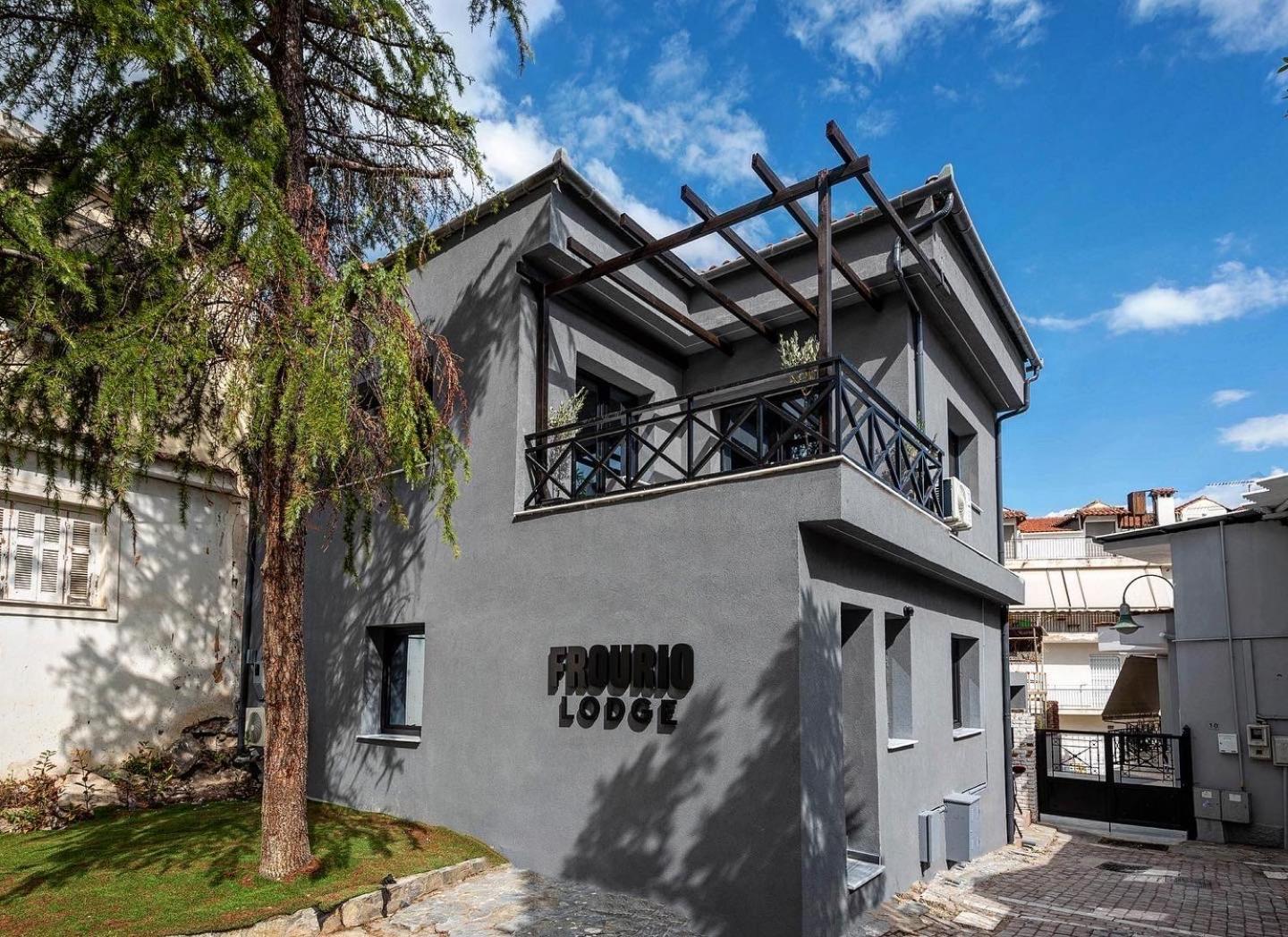 Frourio Lodge Α2 Larissa Luaran gambar